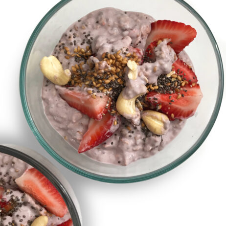 Strawberries and cream overnight oats that is vegan and gluten free