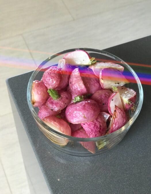 How to cook red radishes